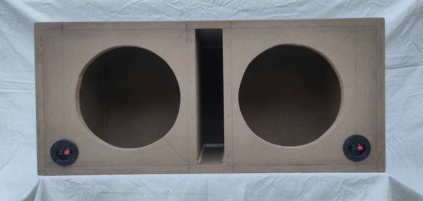 N.R.S.Audio L PORT Double 8 inch Subwoofer Speaker Box Speaker Mount