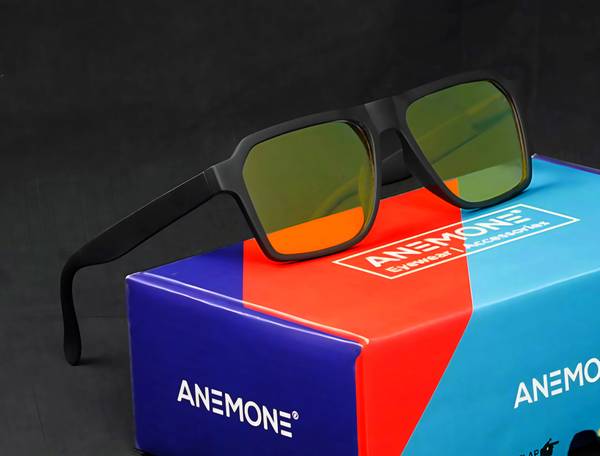Anemone Retro Square Sunglasses