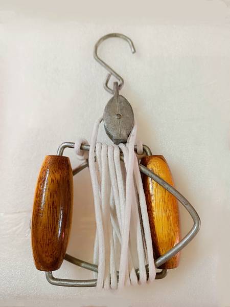 MAHIKA Healthcare Shoulder Pulley Kit with Wooden Handle, Cast Iron Pulley and Nylon Rope Shoulder Support