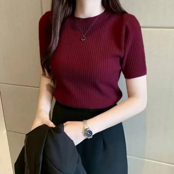 Clothy Self Design Round Neck Casual Women Maroon Sweater