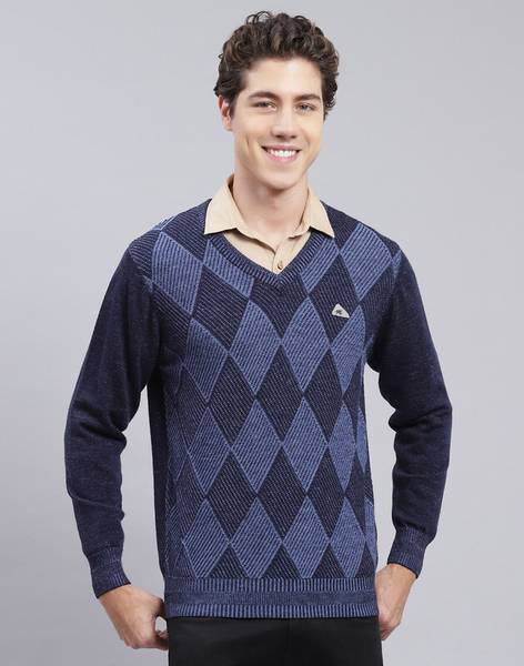 Monte carlo top blue sweater