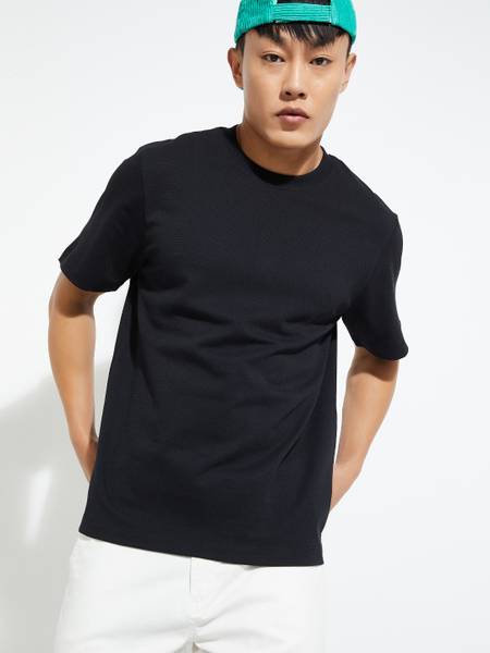 MAX Printed Men Round Neck Black T-Shirt