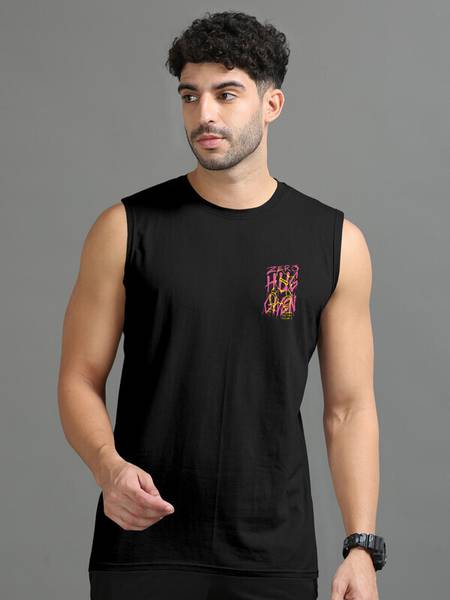 Triptee Printed Men Round Neck Black T-Shirt
