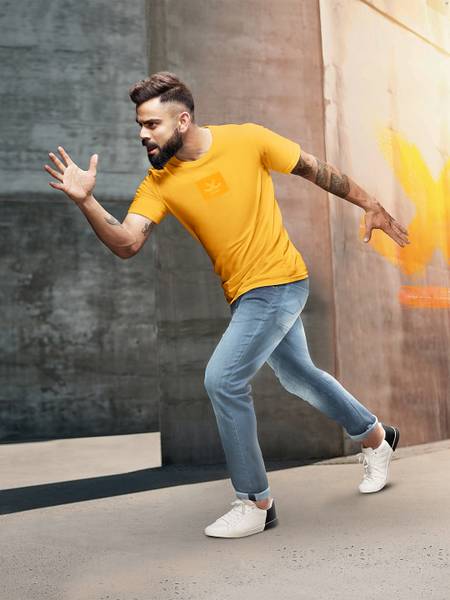 WROGN Solid Men Round Neck Yellow T-Shirt