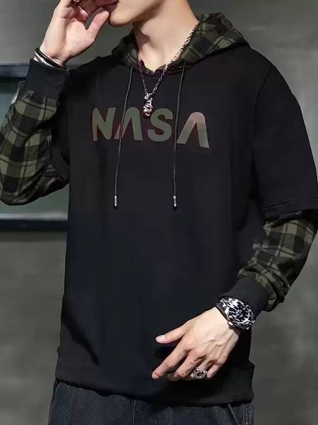 avinexx Self Design Men Hooded Neck Black T-Shirt