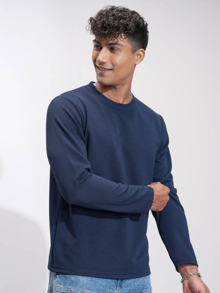 HIGHLANDER Self Design Men Round Neck Navy Blue T-Shirt