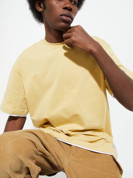 MAX Solid Men Round Neck Yellow T-Shirt