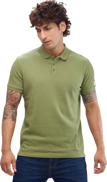 Spykar Solid Men Polo Neck Green T-Shirt