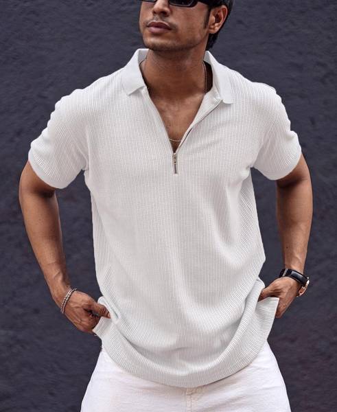 Lieo Trend Self Design Men Zip Neck White T-Shirt