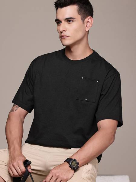 FCUK Solid Men Round Neck Black T-Shirt