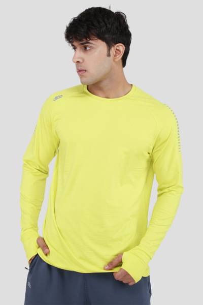 DIDA Solid Men Round Neck Yellow T-Shirt
