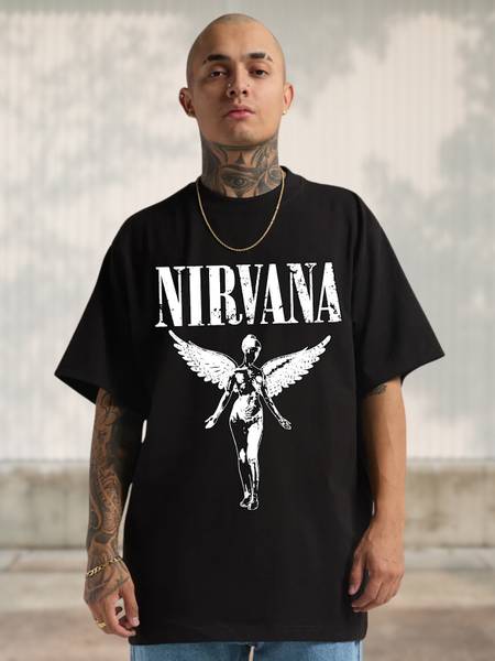 Cool Plus Printed, Graphic Print Men Round Neck Black T-Shirt