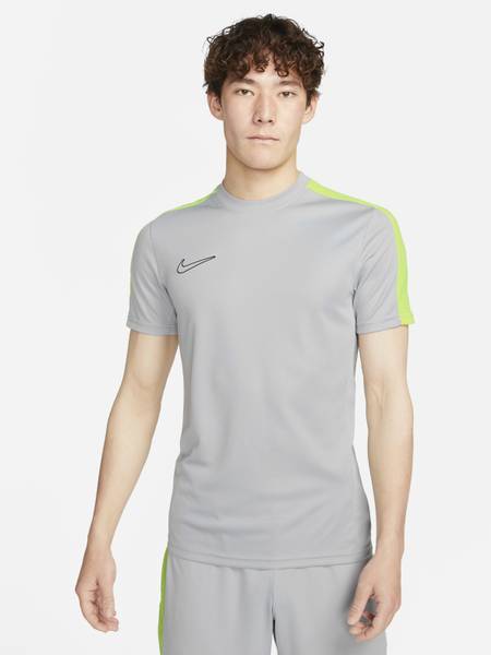 Nike colorblock outlet t shirt