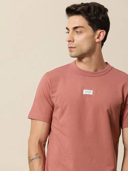 Mr Bowerbird Solid Men Round Neck Maroon T-Shirt