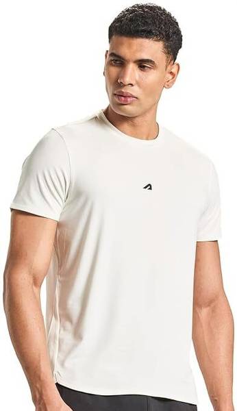 BOLDFIT Activewear Solid Men Round Neck White T-Shirt