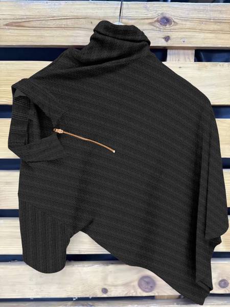 COMBRAIDED Self Design Men Polo Neck Black T-Shirt