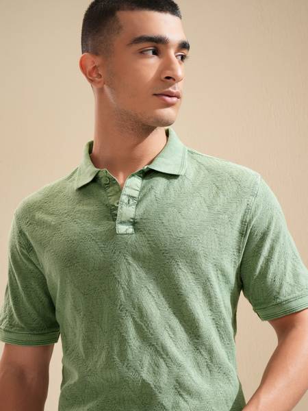 HIGHLANDER Self Design Men Polo Neck Light Green T-Shirt