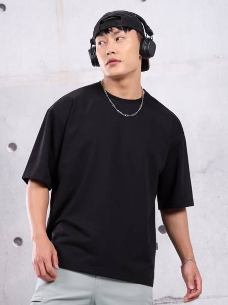 KOTTY Printed Men Round Neck Black T-Shirt