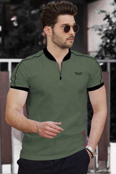 TRIPR Solid Men Mandarin Collar Dark Green T-Shirt