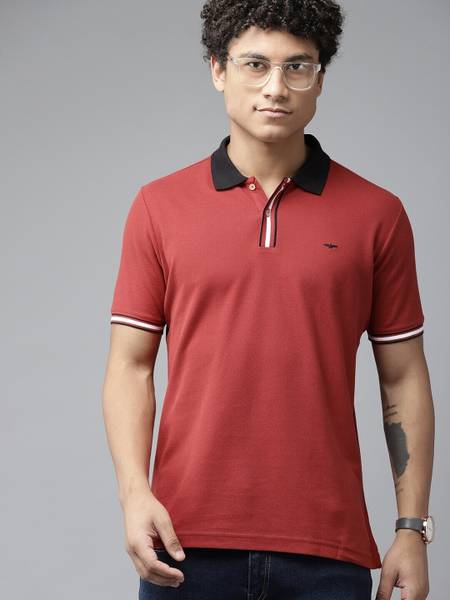 PARK AVENUE Solid Men Polo Neck Red T-Shirt