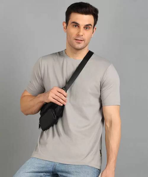 KAEZRI Solid Men Round Neck Grey T-Shirt