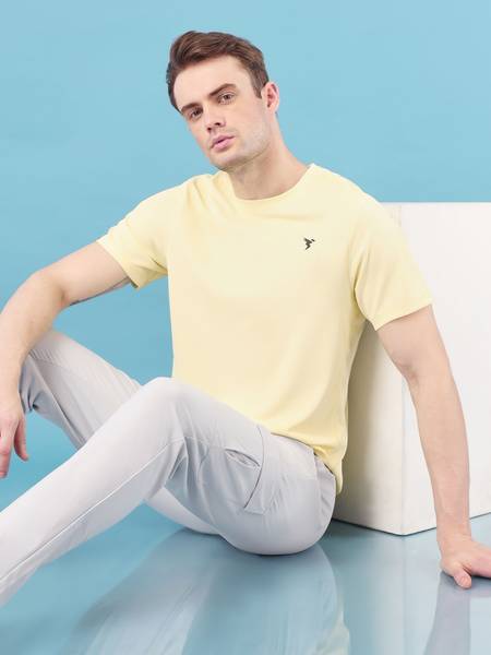 TECHNOSPORT Solid Men Round Neck Yellow T-Shirt