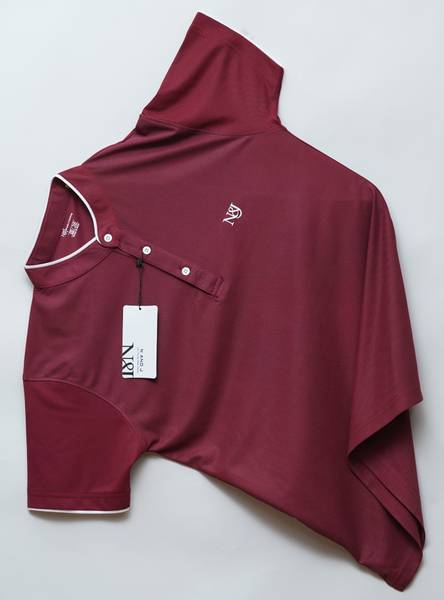 N AND J Solid Men Henley Neck Maroon T-Shirt