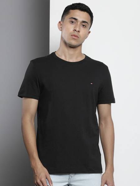 TOMMY HILFIGER Solid Men Round Neck Black T-Shirt