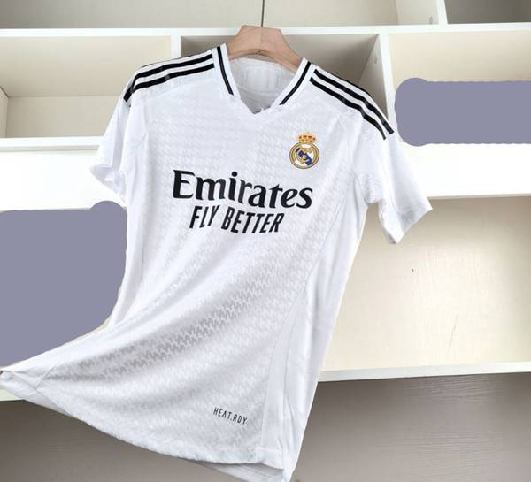 DOSTITCH Printed Men V Neck White T-Shirt