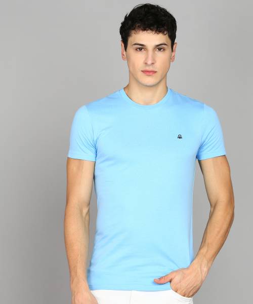 United Colors of Benetton Solid Men Round Neck Light Blue T-Shirt