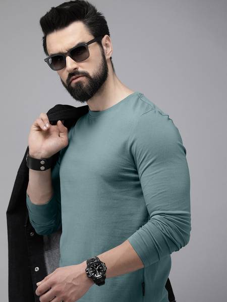 Roadster Solid Men Round Neck Green T-Shirt
