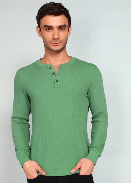 Spykar Solid Men Henley Neck Green T-Shirt