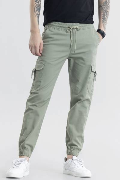 Snitch Solid Men Green Track Pants