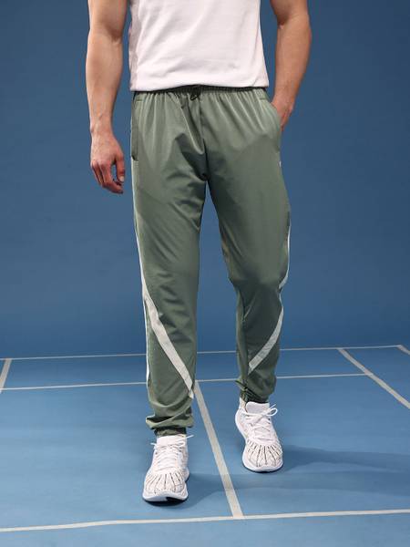 SLAZENGER Solid Men Green Track Pants
