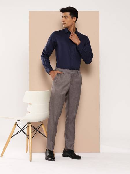 INVICTUS Regular Fit Men Grey Trousers