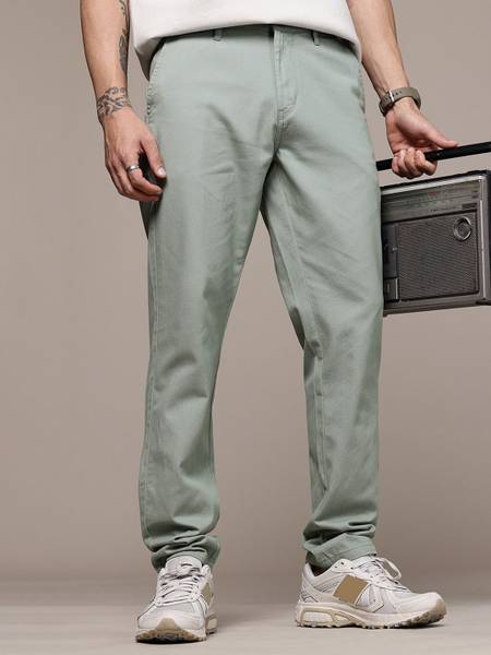Roadster Regular Fit Men Green Trousers