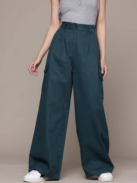 Roadster Regular Fit Women Green Trousers