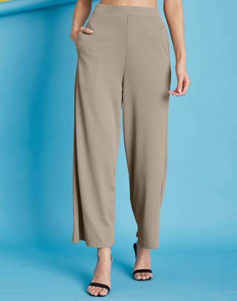 Selvia Relaxed Women Beige Trousers