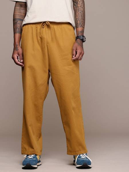 Roadster Loose Fit Men Yellow Trousers