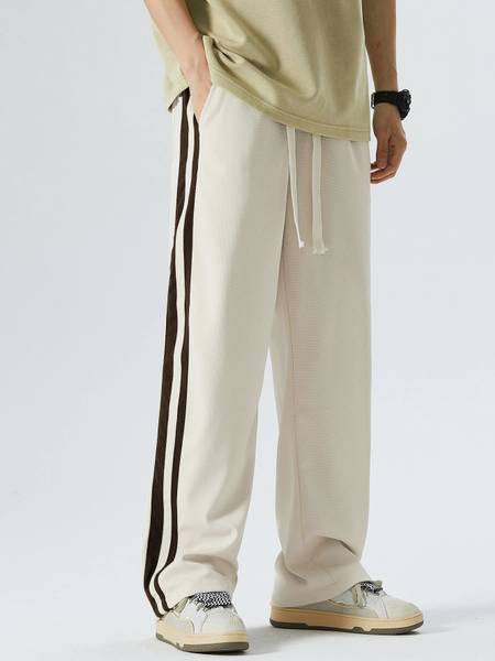 Leriya Fashion Regular Fit Men Cream Trousers