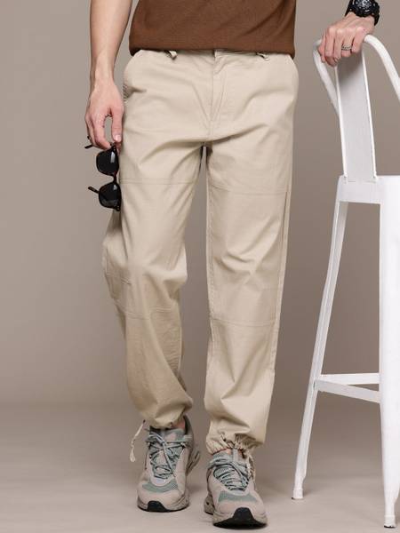 WROGN Loose Fit Men Beige Trousers