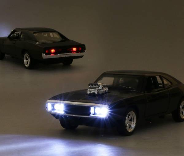 Zuuluzrs Fast And Furious Metal Pull Back Die-cast Car Model with Sound Light Mini
