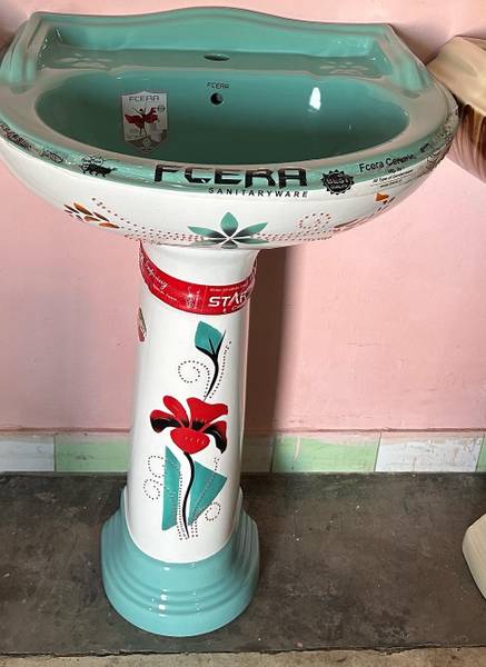 Star cera 1 Pedestal Basin