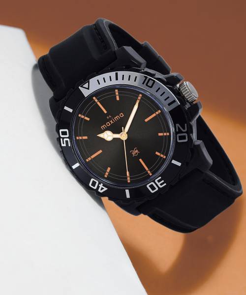 Maxima hybrid outlet watches