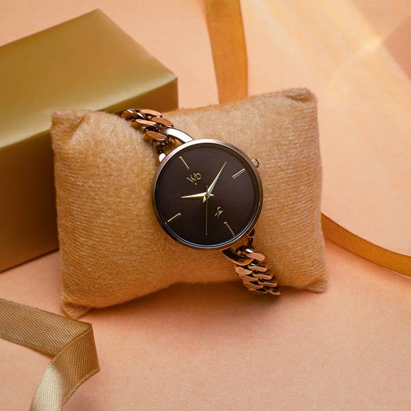 Fastrack Vyb Spotlight Analog Watch - For Women