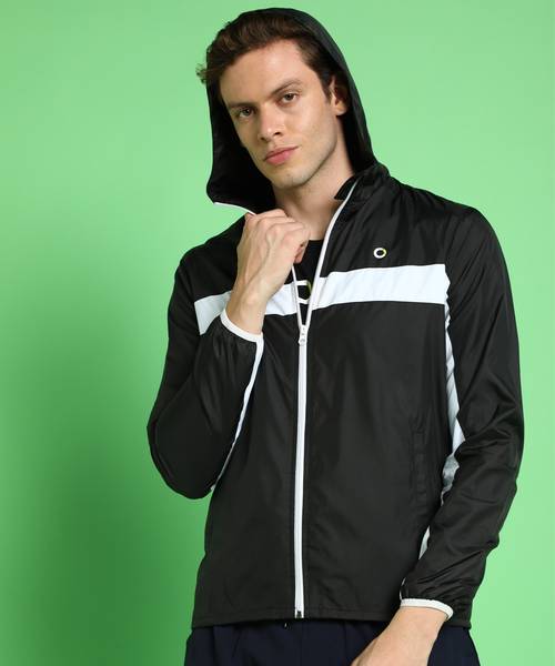 Tiger shroff hotsell jacket price