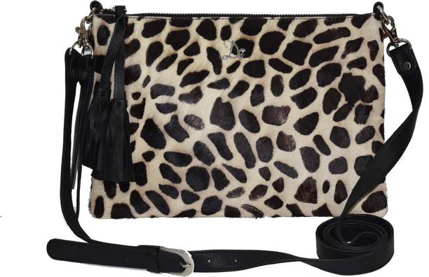 dezerae Girls Casual Black Leatherette Sling Bag