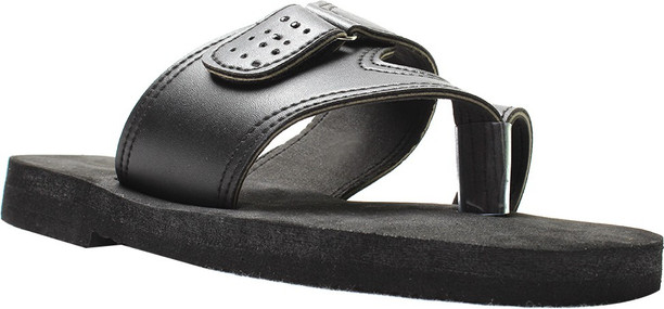 mcr chappals for men