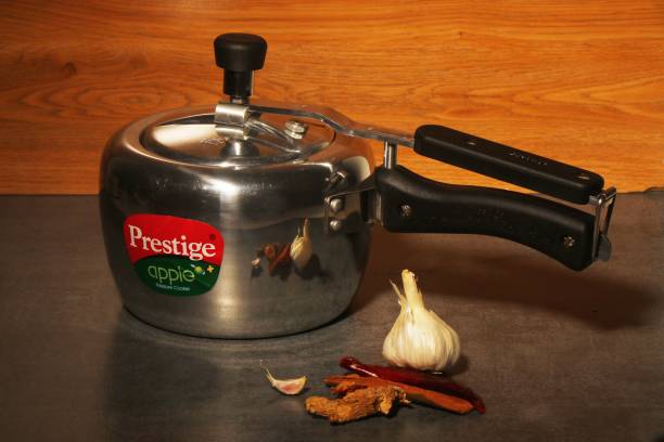 Prestige 2 L Pressure Cooker
