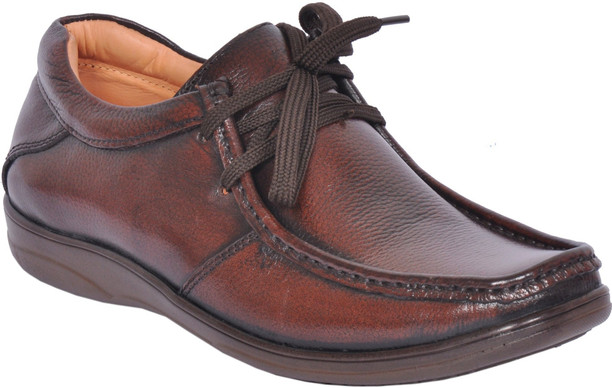 zoom shoes price in india